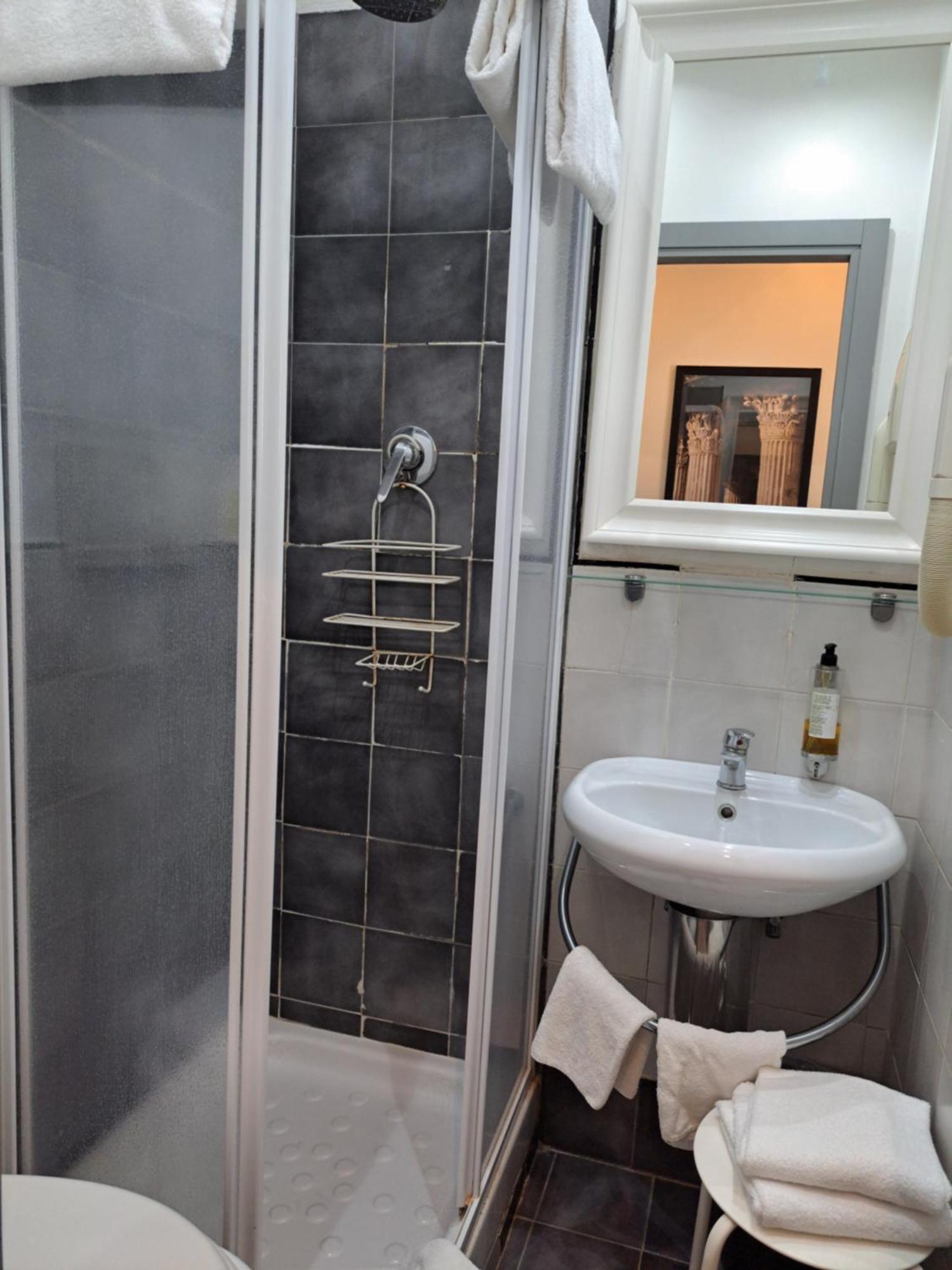 Hotel Giuggioli Ρώμη Εξωτερικό φωτογραφία